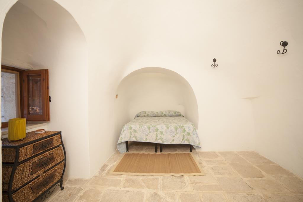 Trullo Degli Ulivi Ostuni Exterior foto